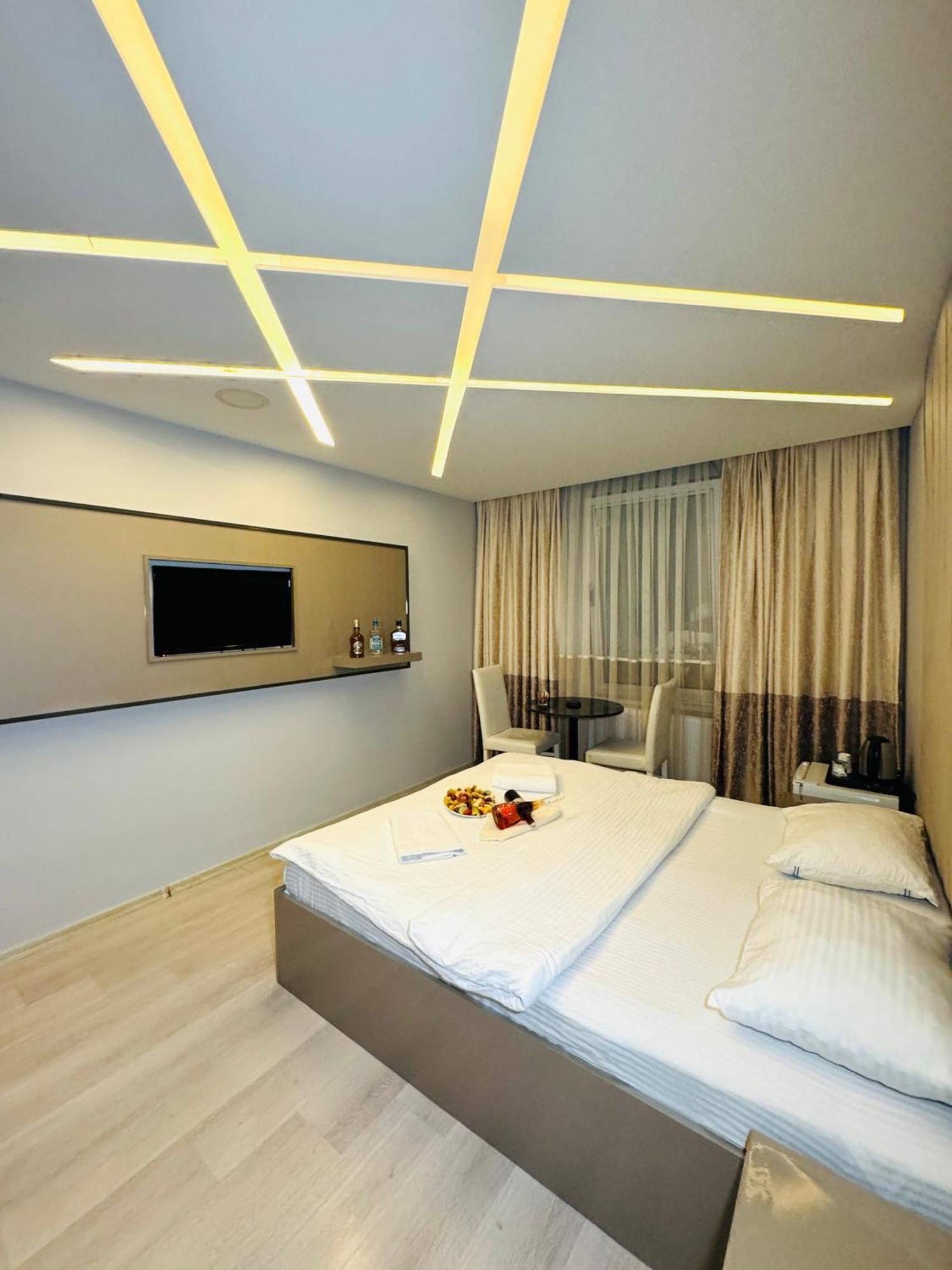 Blueway Hotell Istanbul Exteriör bild