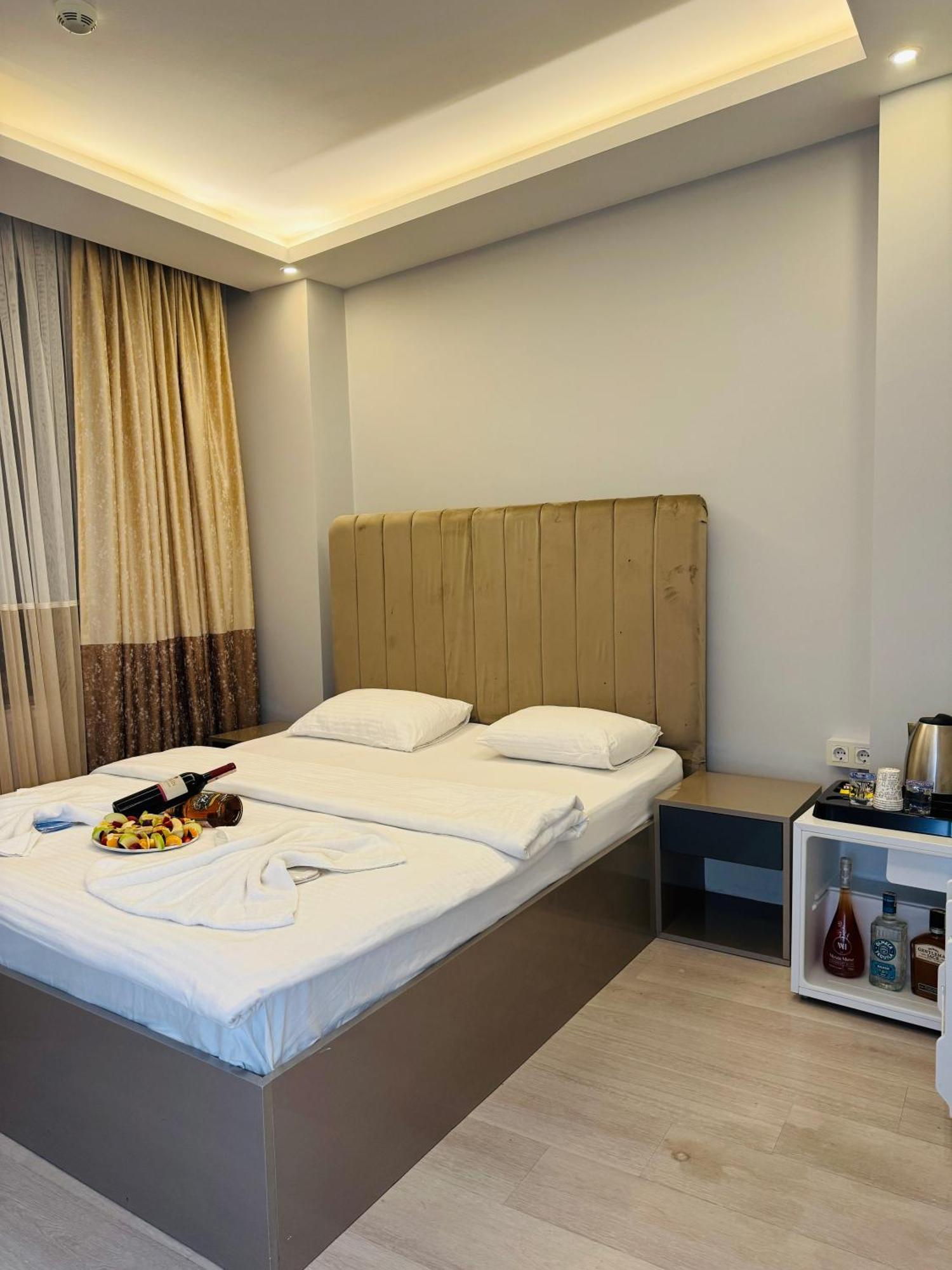 Blueway Hotell Istanbul Exteriör bild