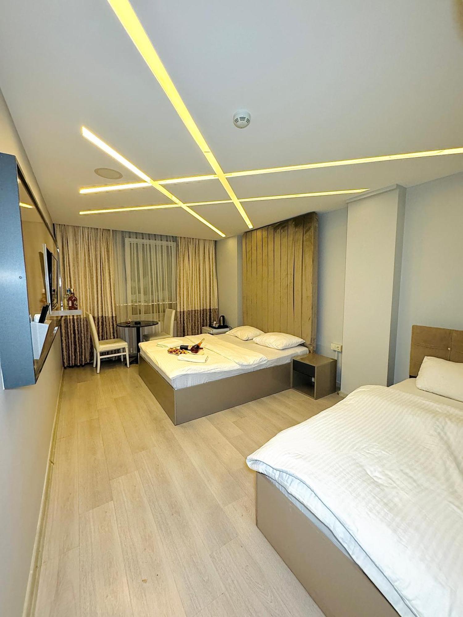 Blueway Hotell Istanbul Exteriör bild